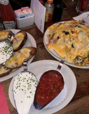 Frankie’s Bar & Grill
