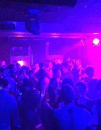 Bar 13