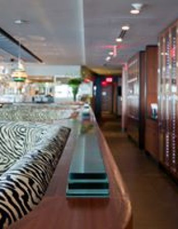 R2L Restaurant