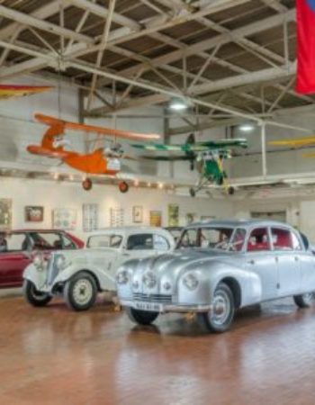 Lane Motor Museum
