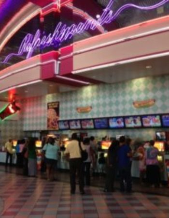 Regal Cinemas Hollywood 27 & RPX